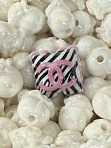 Acrylic focals double-sided bead