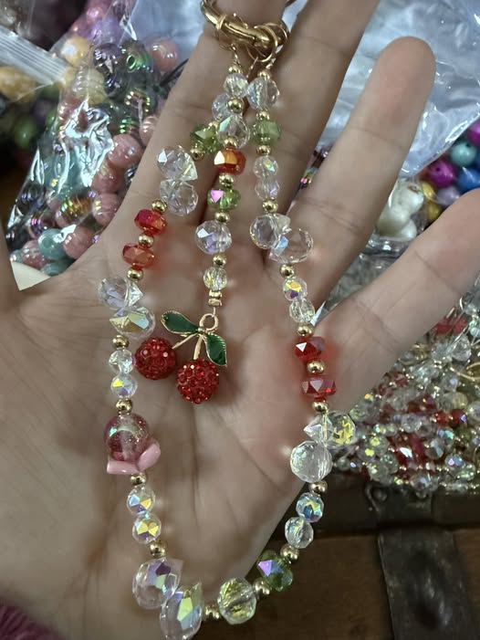 beginner glass purse/phone charms