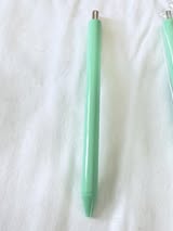Plastic barrel clip-free pens for penwraps