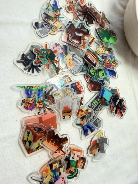 4cm Double sided acrylics