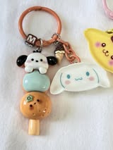 Cute little charm with all the detailed goodies.
