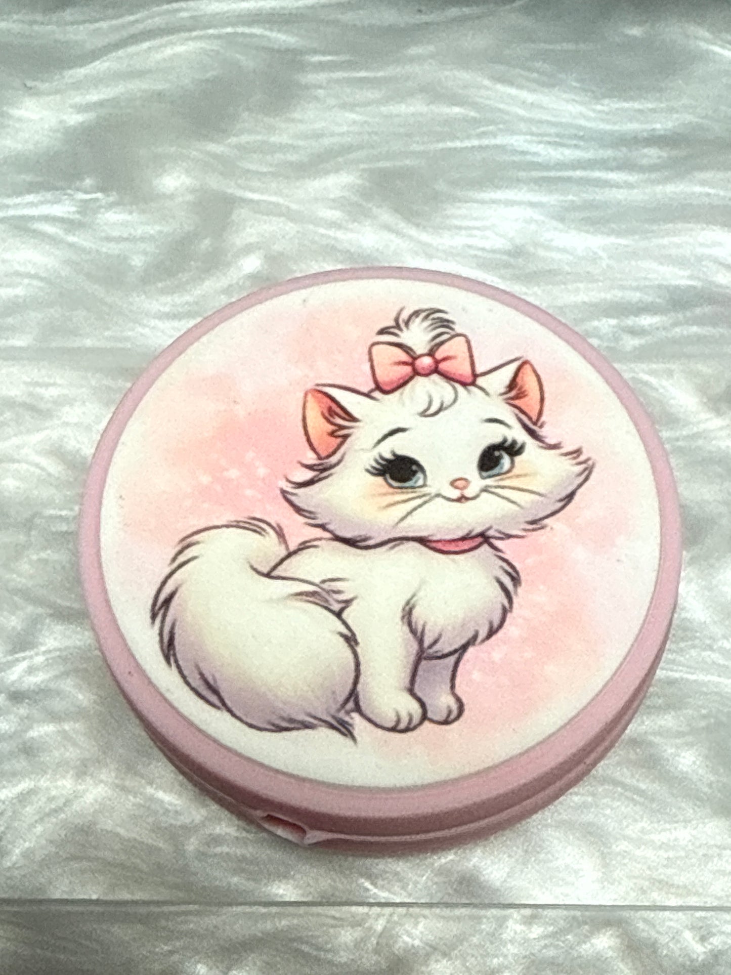 Focal silicone beads