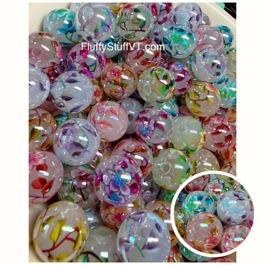 16mm uv coated mixed color flower beads.