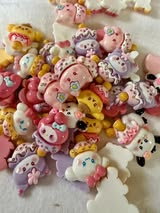 2cm -4cm resin charms