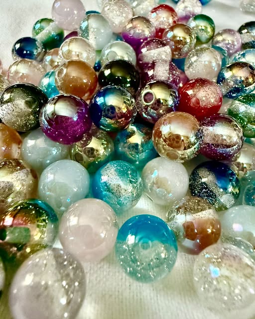 12mm electroplated solid on one side and silver glitter on the other