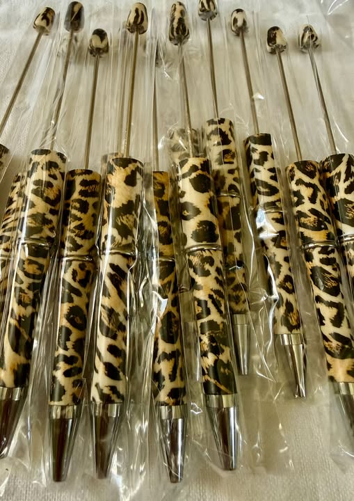 Beadable pens