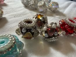 20mm fancy beads with heart and pearl