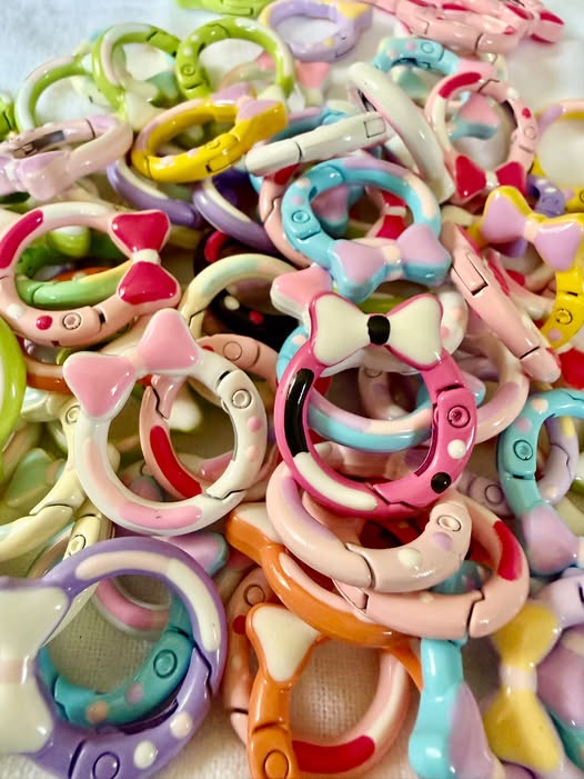 26mm cute hand painted double-sided bow spring clip