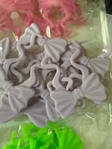 Silicone focal: bows