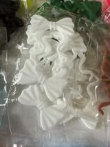Silicone focal: bows