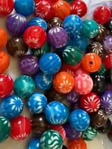 16mm tie dye flower bead