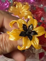 38mm Mixed Color Lilly Flower Beads for DIY Pens & Crafts | Fluffy Stuff VT