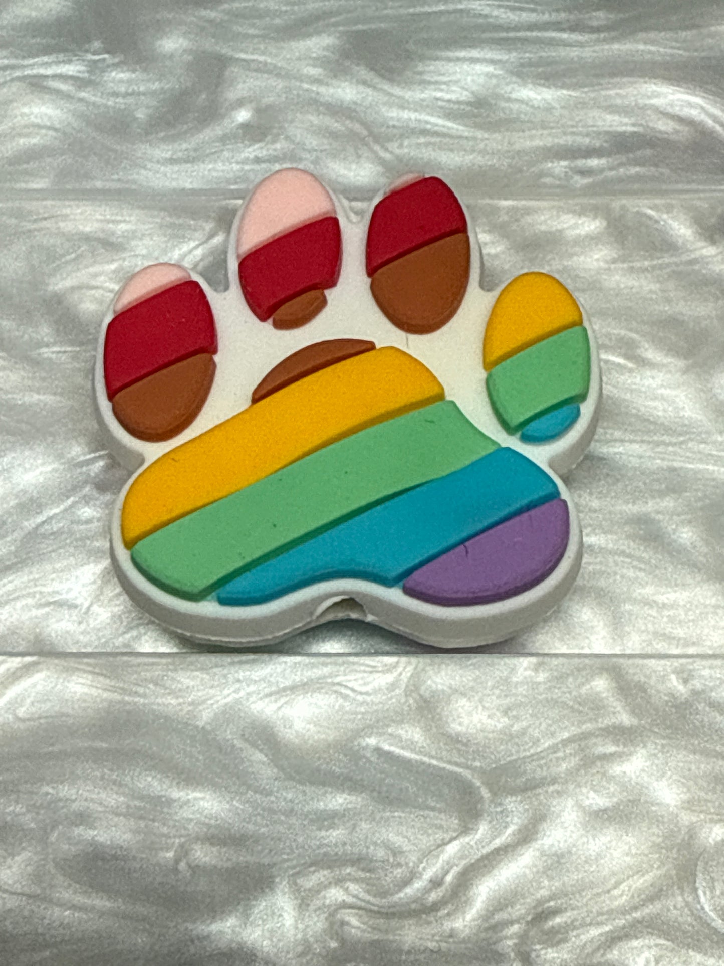 Focal silicone beads