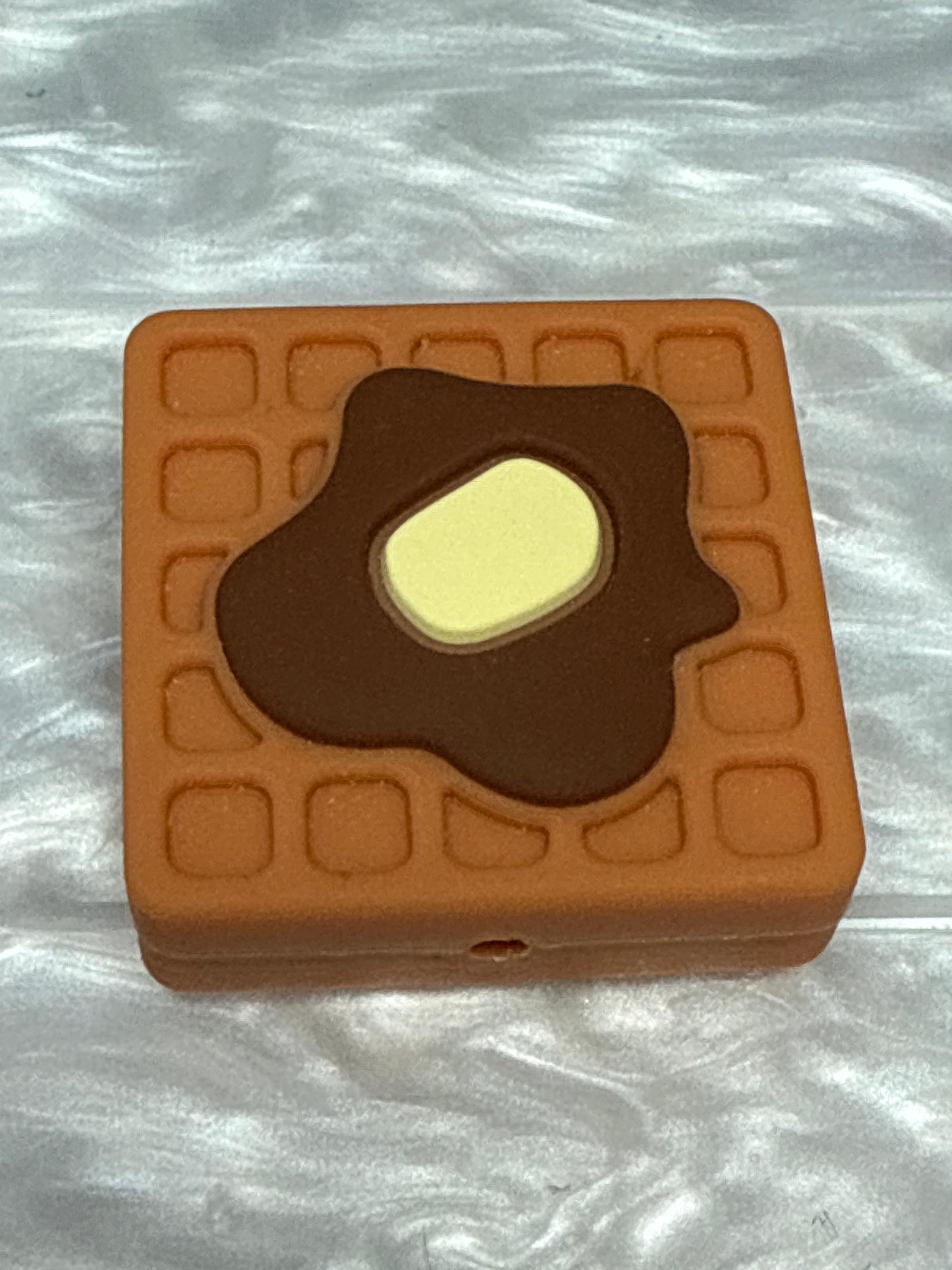 Silicone focal beads