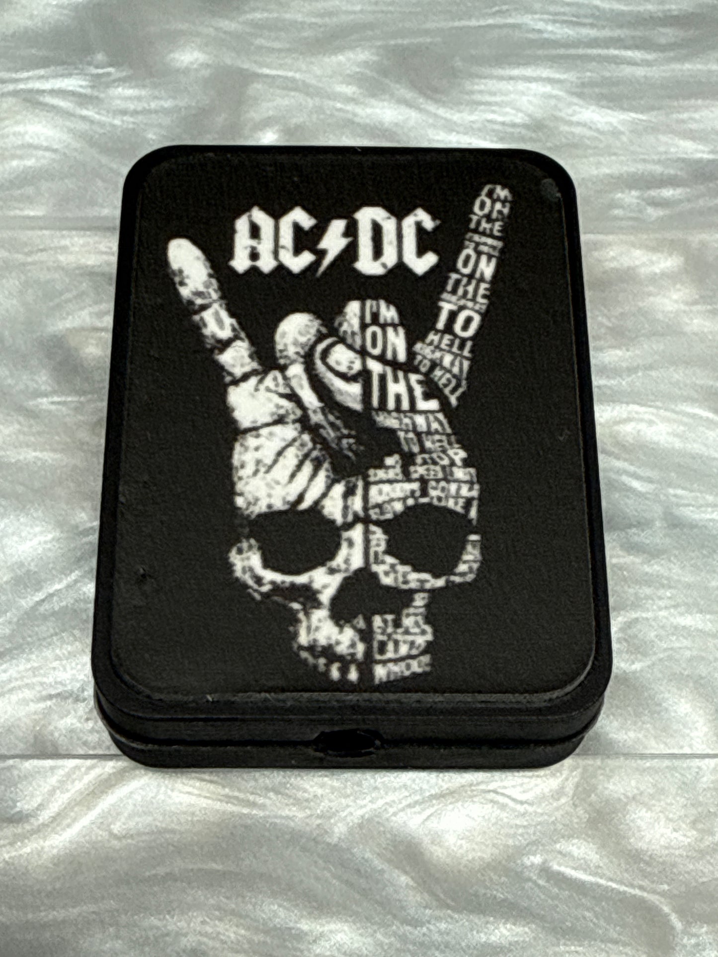 Focal silicone beads