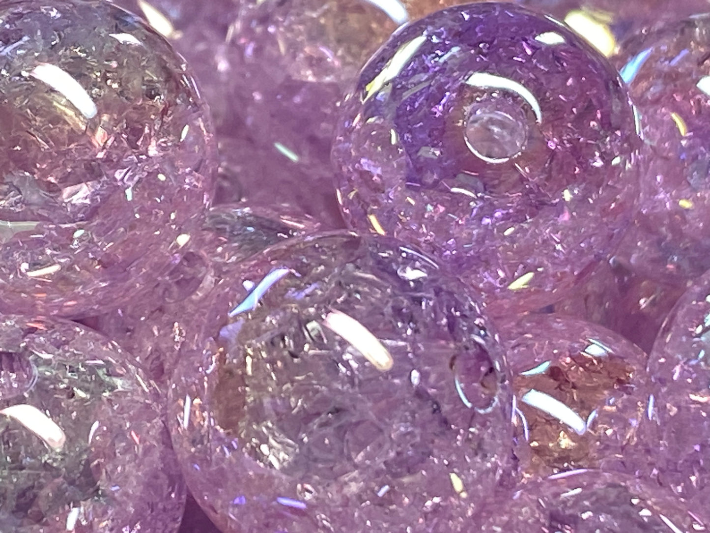 16mm lilac crackle bead