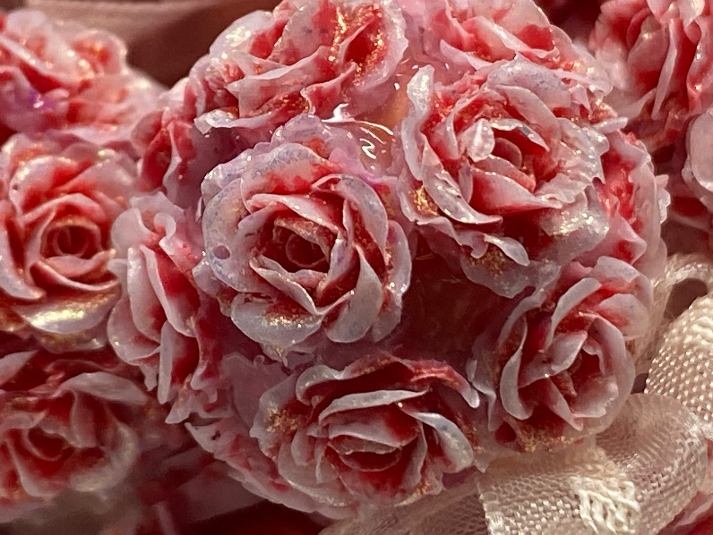 22mm soft realistic variegated red rose