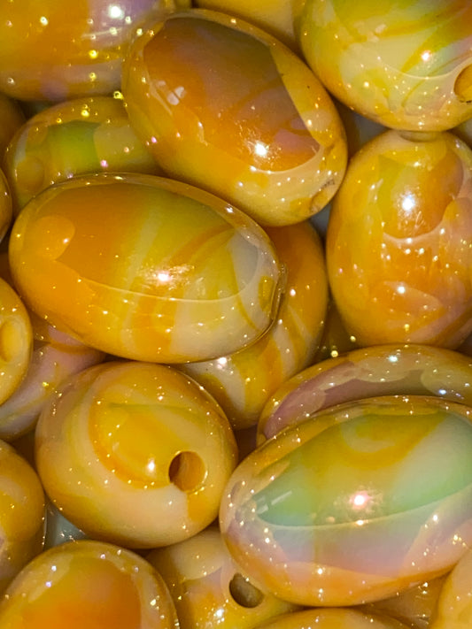 18mm oval color swirl bead