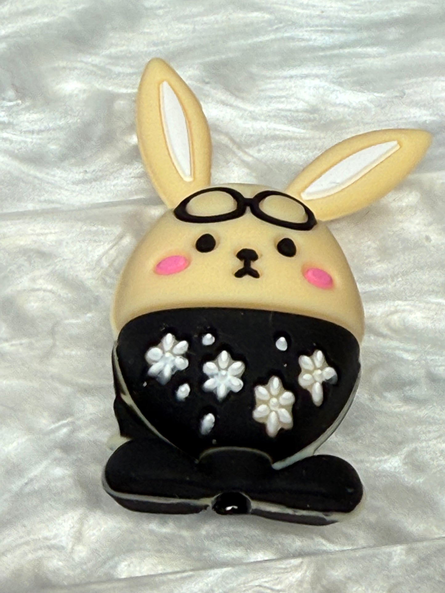 Silicone focal beads