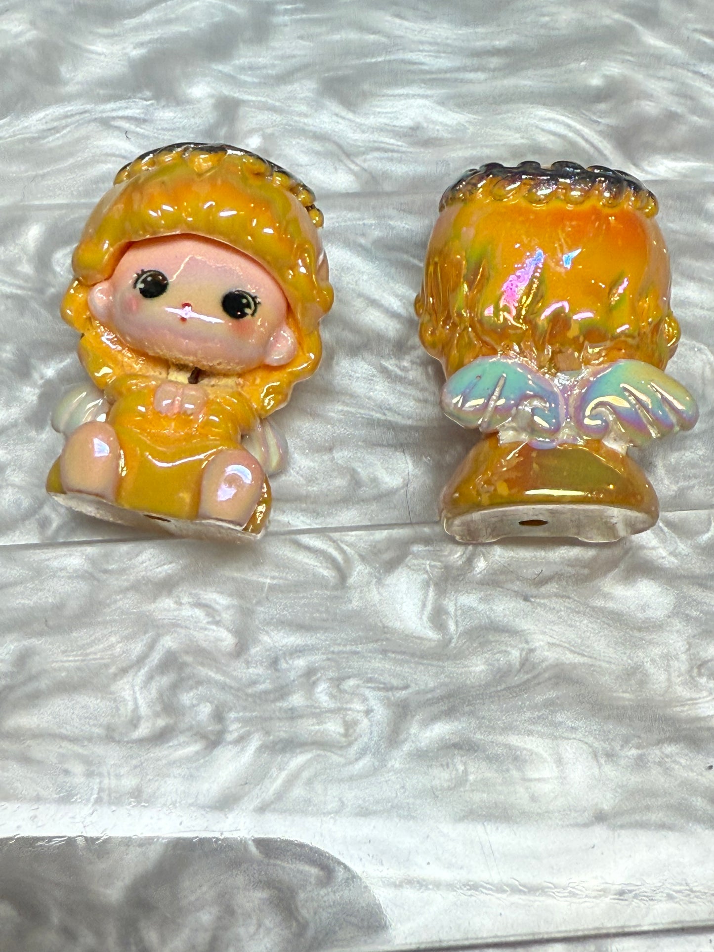 30mm acrylic angel beads