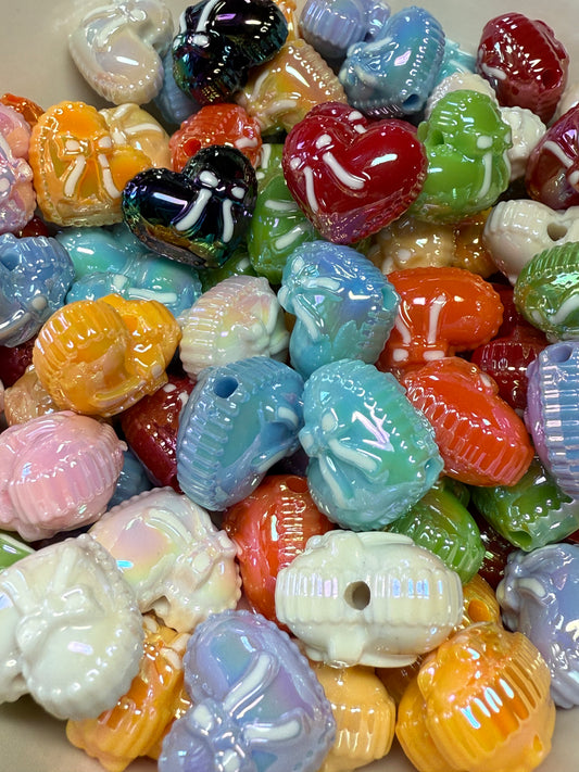 18mm acrylic 3D heart with with a white painted bow