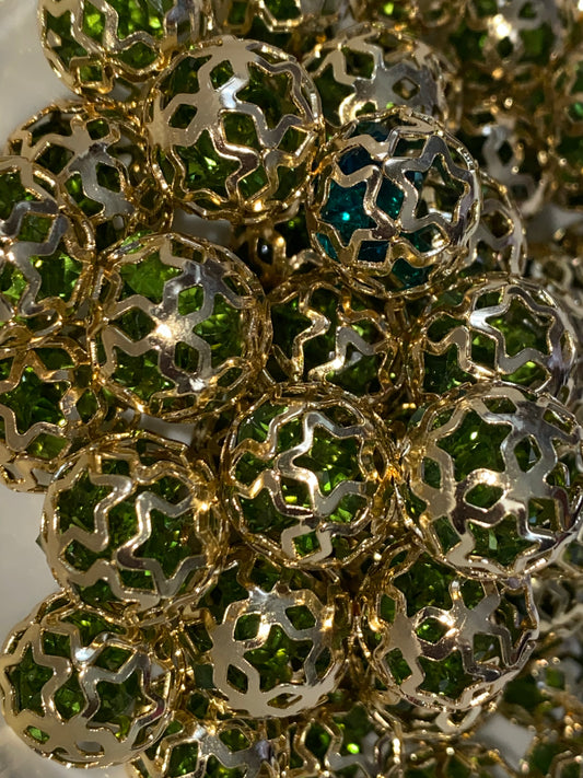 18mm metal and gem shaker bead
