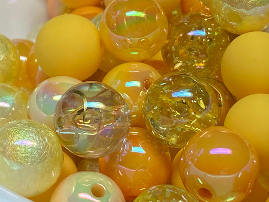 16mm shades of yellow bead mix